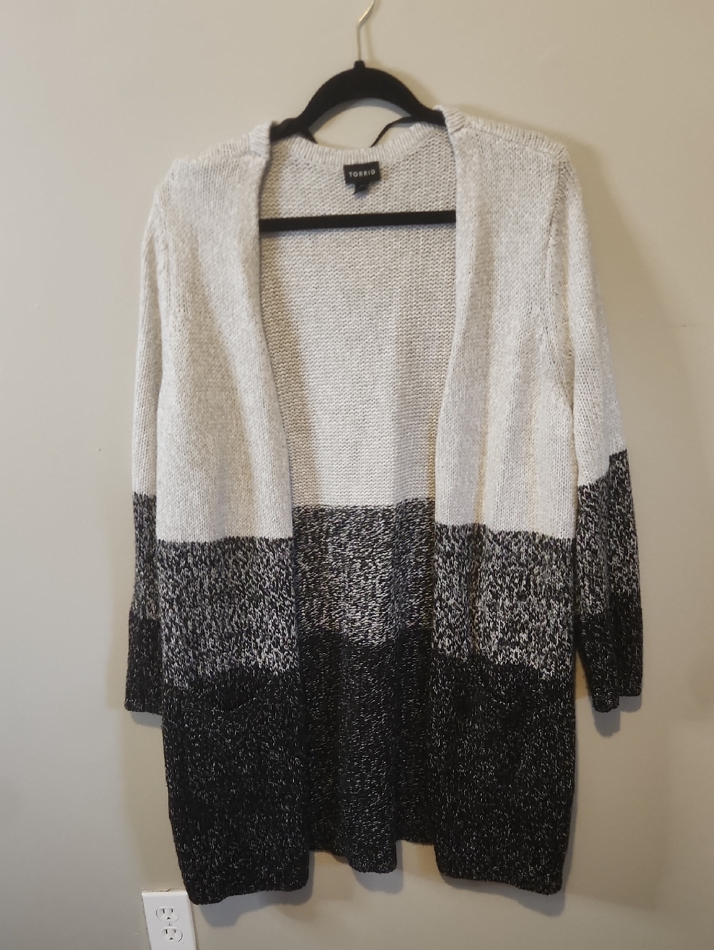 torrid Black and White Open-Front Colorblock Cardigan